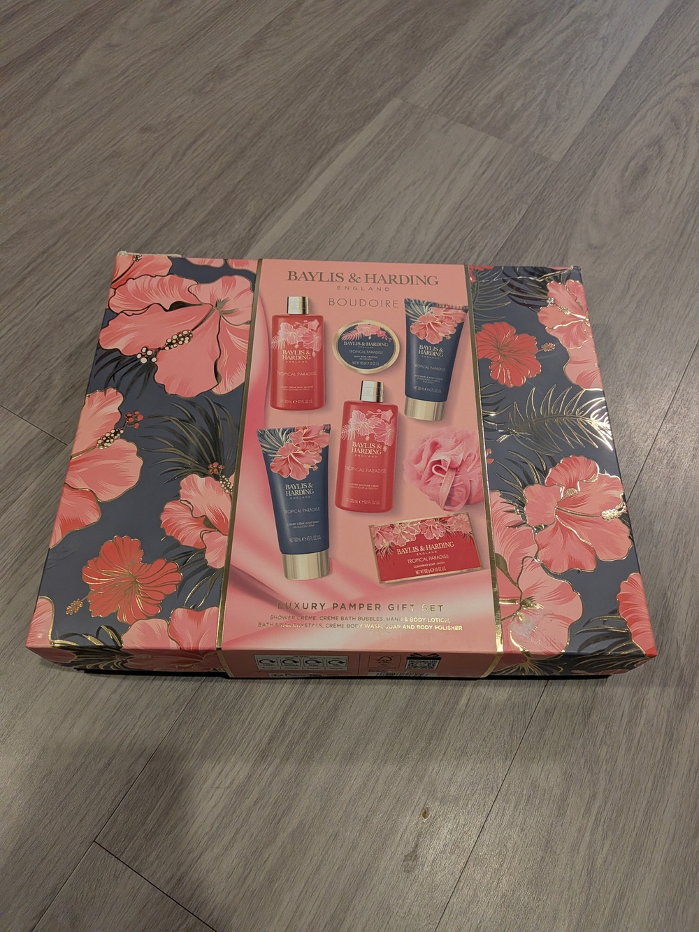 Baylis & Harding  Luxury Pamper Gift Set - NEW
